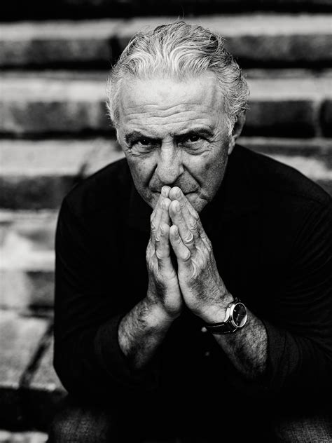 G11Sven's tweet photo. 2/
#VowOfPray
#Wall
#HandAtHeart 🍊
#Thinkpose https://t.co/9kDthMOKOV