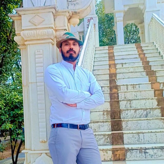 Naveensinghs's tweet photo. #NewProfilePic https://t.co/hXnzO3Qr6n