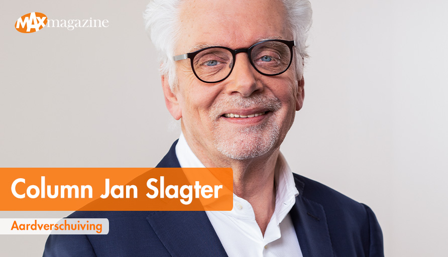 MAXMagazineNL's tweet photo. “Als 50-plussers zouden willen, dan kunnen ze bij de eerstvolgende verkiezingen voor een politieke aardverschuiving zorgen”, constateert Latten. Lees de column van @Jan_Slagter: https://t.co/ozgNhiTAod #MAXMagazine https://t.co/yz9Y3xFomZ