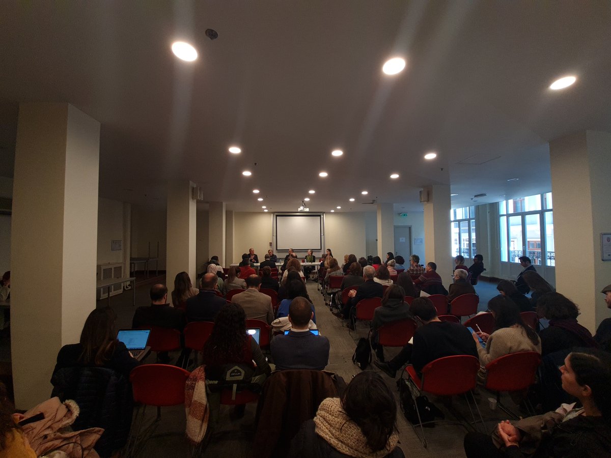 Büyükşehir Belediyelerinde İyi Yönetişim ve Sivil Toplum

<a href="/ipc_ipm/">Istanbul Policy Center</a>  Direktörü Prof. Dr. Fuat Keyman’ın ve Mütevelli Heyeti Başkanımız Dr. Yılmaz Argüden’in açılış konuşması ile başlayan etkinlikte Büyükşehir Belediye Yönetişim Karnesi ile bilgilendirme oturumu ile devam ettik.