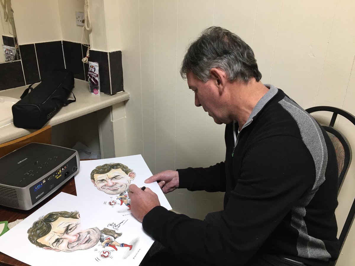 GraemeBandeira's tweet photo. Happy Birthday Robbo. A legend on and off the pitch. https://t.co/Ai2hcGTclG