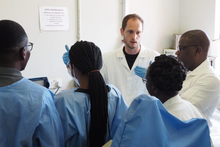 Joanneum's tweet photo. In diesem Beitrag berichten wir über das @OeAD_worldwide Kooperationsprojekt „DNA barcoding of Zambia’s biodiversity”, geleitet von der @UniGraz. 🧬 1/3 https://t.co/nfUrD9X1UZ