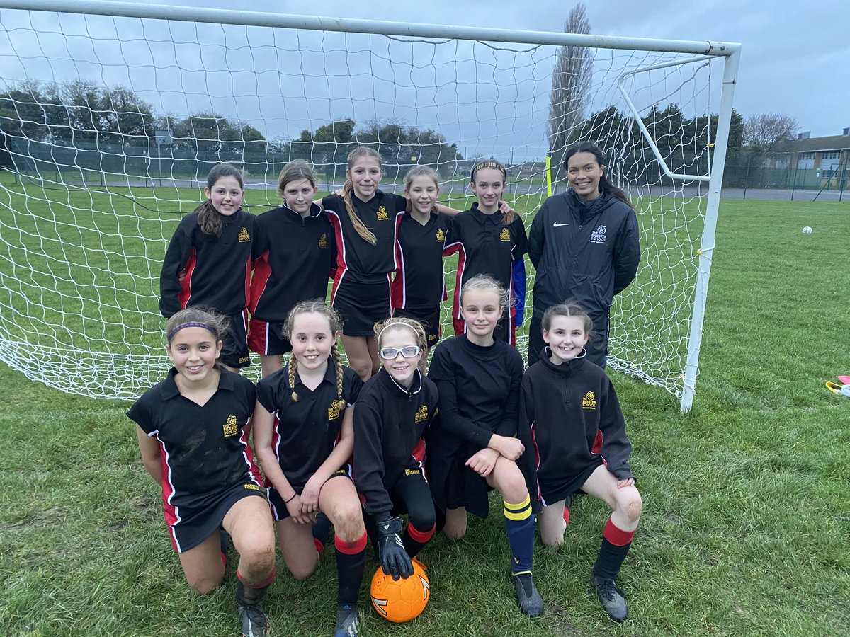 Yesterday our Year 7 girls played against Fitzharrys in their first round of the County Cup winning 2-1!🎉Well done girls⚽️Goals by: Lucia &amp; Lily.  POTM: Zara