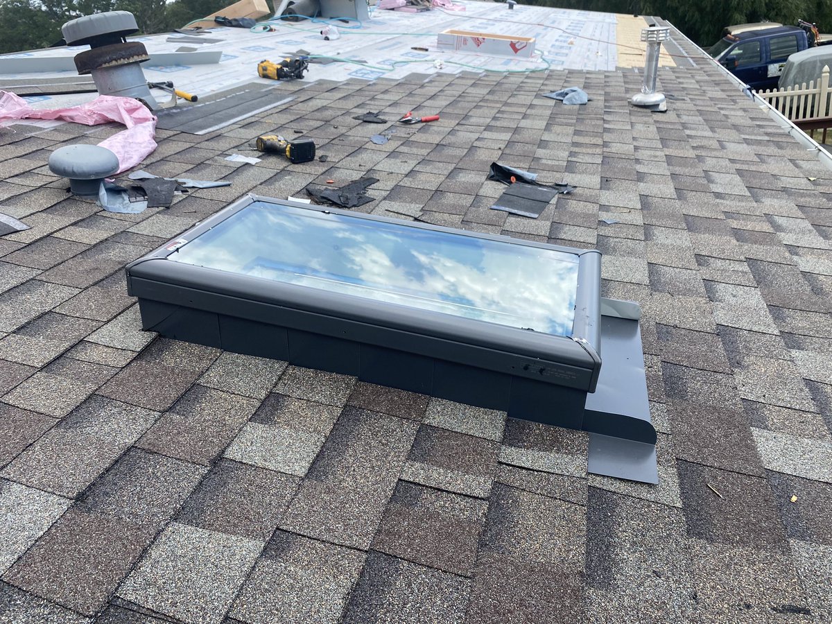 mountainroofers's tweet photo. Gypsum. Rodarte Residence. Re-roof with skylight replacement. https://t.co/w3Ndr0iU2f