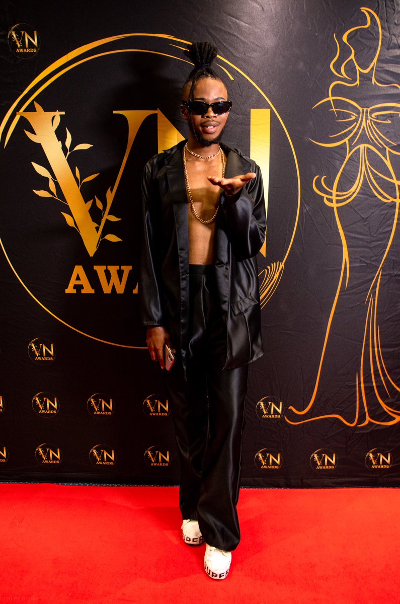 Red carpet moments at the VN Global Awards 2022✨

#VNGlobalAwards