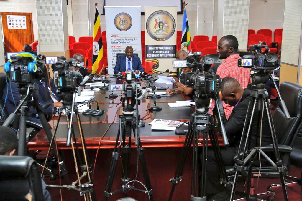 CSBAGUGANDA's tweet photo. CSBAG ED joins @mofpedU and @ACODE_Uganda at the FY 2022/23 Quarter 3 Expenditure Releases Press Briefing 

#BudgetTransparency https://t.co/ftDTcb3zYg