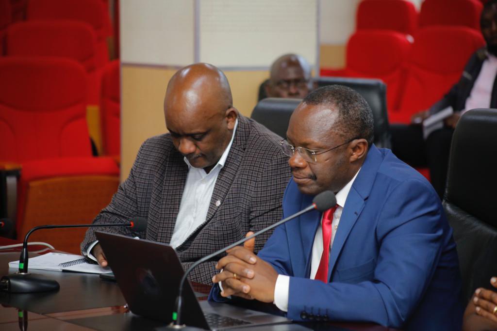 CSBAGUGANDA's tweet photo. CSBAG ED joins @mofpedU and @ACODE_Uganda at the FY 2022/23 Quarter 3 Expenditure Releases Press Briefing 

#BudgetTransparency https://t.co/ftDTcb3zYg