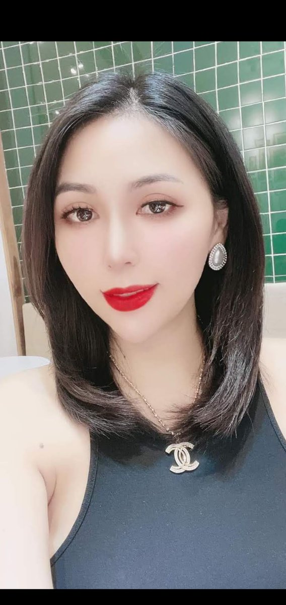 ng52592222's tweet photo. Cô giáo dâm của a https://t.co/9dri1KSV1N