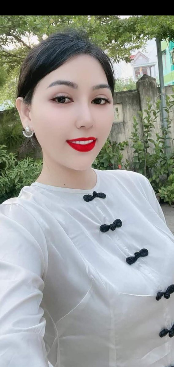 ng52592222's tweet photo. Cô giáo dâm của a https://t.co/9dri1KSV1N