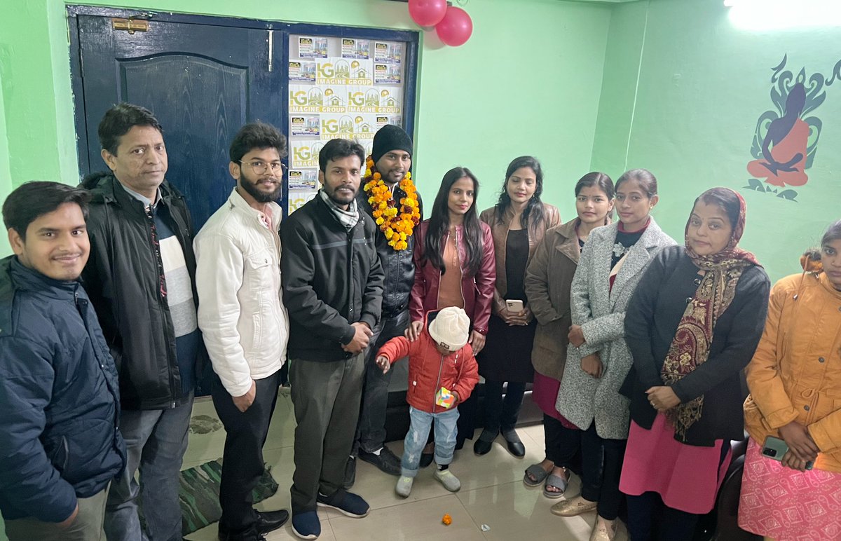 anujmauryaa's tweet image. IMAGINE GROUP परिवार को कोटी कोटी प्रणाम करता हूँ आप सबने हिम्मत दी , नई ऊर्जा दी , आप सभी युवा बदलते भारत के इतिहास के पन्नो में सजोये जायेगे । #Spacial thanks #aditya #komal