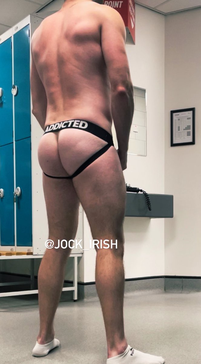 jock_irish's tweet photo. Who’s up for licking me out after a workout? https://t.co/8moXcswuFF