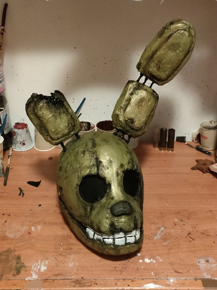 Almost finish
The head at least 
#cosplay #fnafcosplay #fnaf3 #fnafart #fnaffanart #springtrapcosplay #springtrap #fivenightsatfreddys #fnafsecuritybreach #fanart