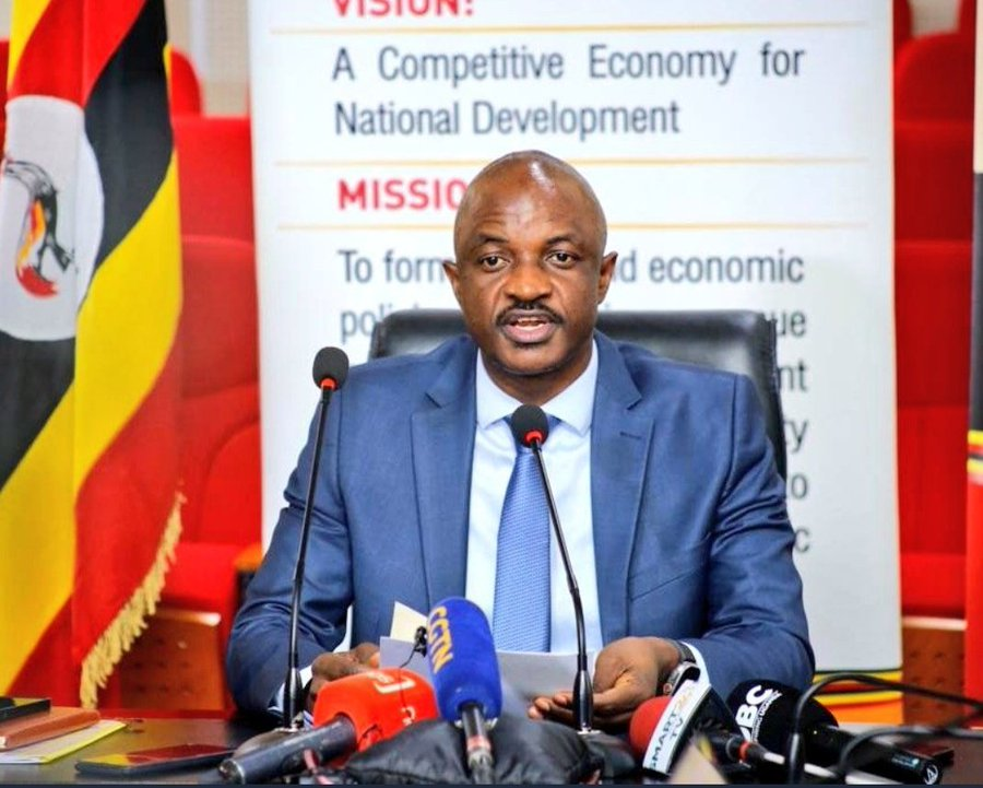 CSBAGUGANDA's tweet photo. The PSST announced the release of Ushs 31.80bn for arrears and urged MDAs to use these funds to clear the outstanding domestic arrears.  
@mofpedU
@JuliusMukunda 
 @CSBAGUGANDA
 @GovUganda
@ACODE_Uganda 

#Knowyourbugdet23
#BudgettransparencyUG https://t.co/VOALzDwpS4