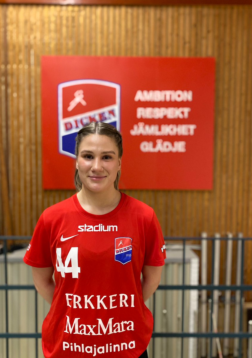 DickenNSM's tweet photo. Ellen Norrgrann Dickeniin! https://t.co/4ZekpSqgPO #käsipallo #handboll https://t.co/ZVEL1ALqIR