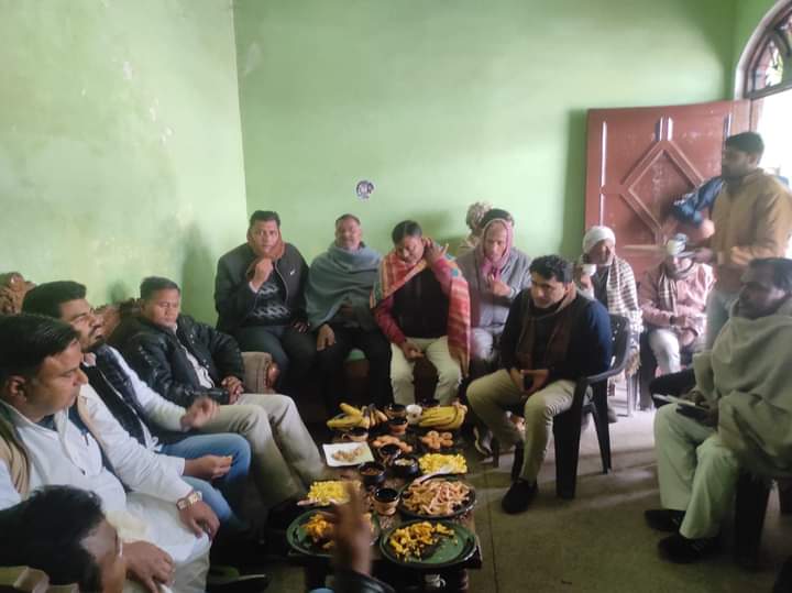 TimesBsp's tweet photo. #Breking_News बसपा प्रमुख मायावती जी के निर्देशानुसार उत्तराखंड के प्रदेश_अध्यक्ष आदित्य_बृजवाल ने गांव चलो अभियान का चलाया कार्यकम
 भगवानपुर विधानसभा के सेक्टर नंबर 1 सिकरोड़ा की नुक्कड़ सभा का अयोजन

 बीएसपी  की रीति नीति को जन-जन तक पहुंचाने का संकल्प 
@adityabrajwal https://t.co/t8wGcVrCRE
