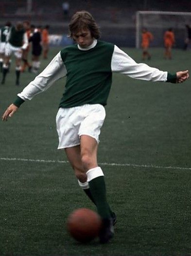 robertmdaws's tweet photo. #AlexCropley @HibernianFC @HibernianRetro https://t.co/DYwhflXWG8