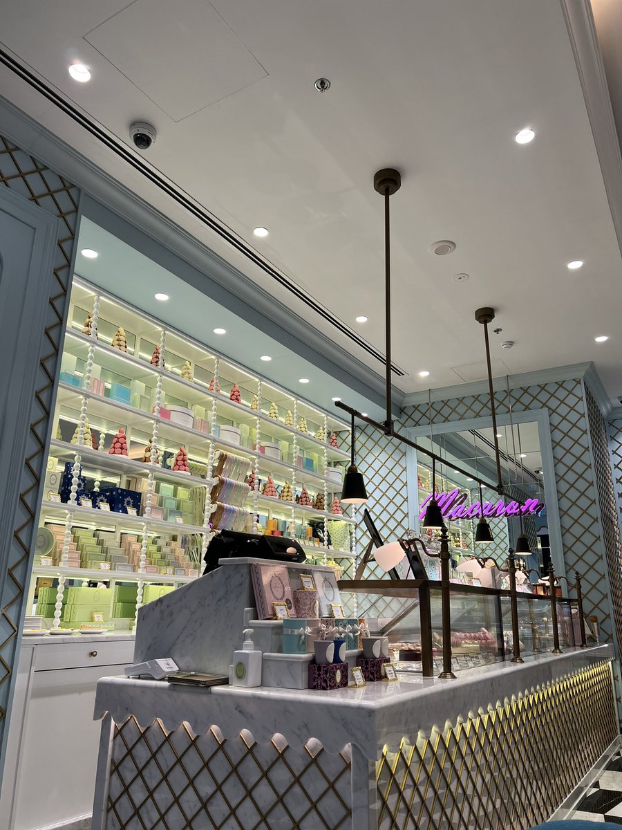 bozo69simu's tweet image. #حساب_الموطن #VIBE #escapematrix #AbuDhabi