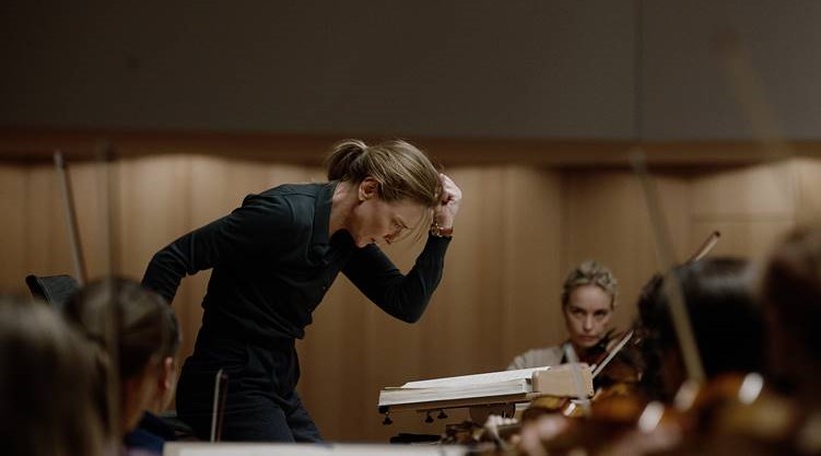 #새영화] 골든 글로브 여우주연상 수상 소식을 전하고 있는 <TAR 타르>는 케이트 블란쳇이라는 명배우의 한계를 뛰어 넘는 연기와 토드 필드 감독이...