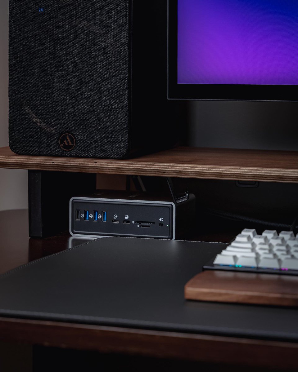 ORICO_Official's tweet photo. Our Thunderbolt 4 Dock is ideal for those looking to take their workspace to the next level⚡️

📸IG@themagitech https://t.co/oHJFidYZOK