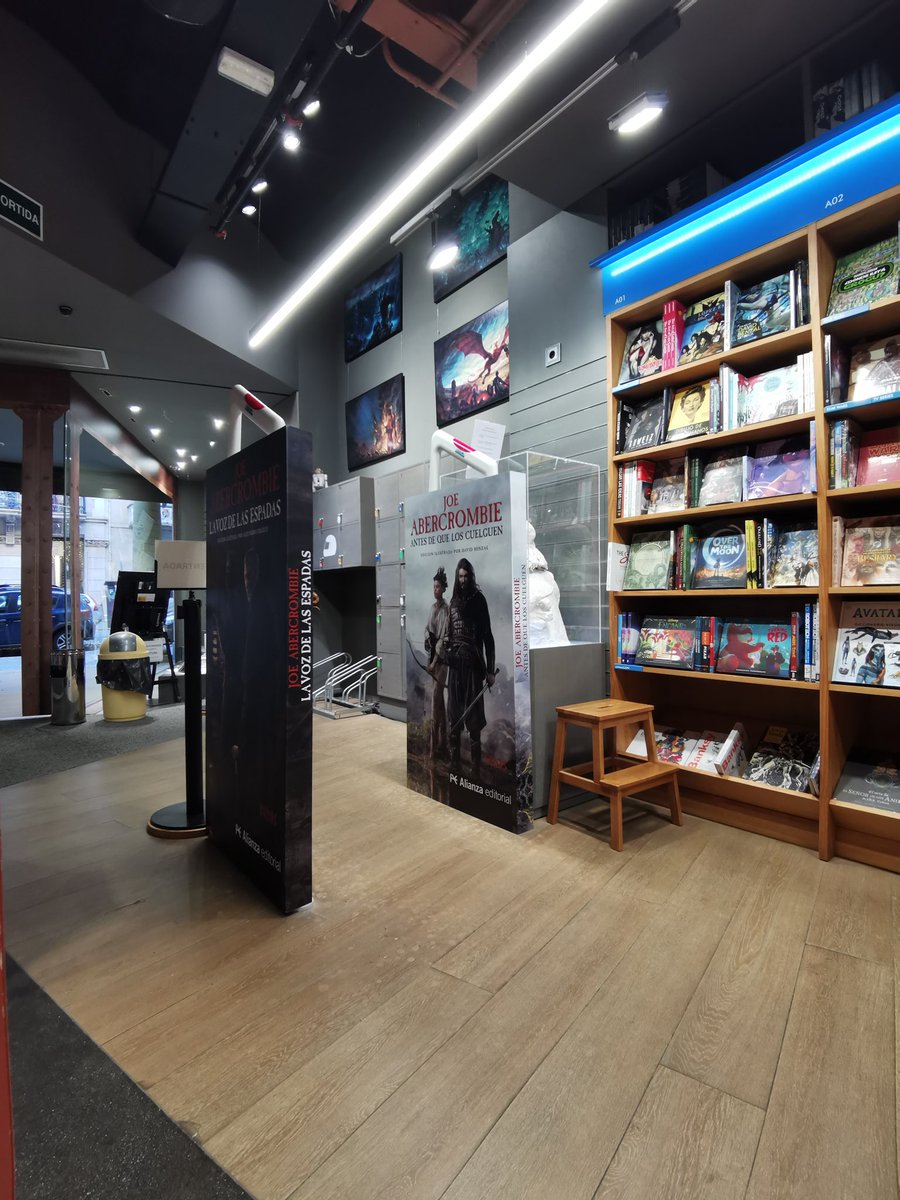 GigameshTienda's tweet photo. Os dejamos por aquí los cubrealarmas que os darán la bienvenida al Templo de la Fantasía y la CF durante las próximas semanas 😉

Son las cubiertas de las ediciones ilustradas que Alianza Runas está publicando de la obra de @LordGrimdark (obras de @AleColucciArt y @David0Benzal). https://t.co/W3jxy77uiR