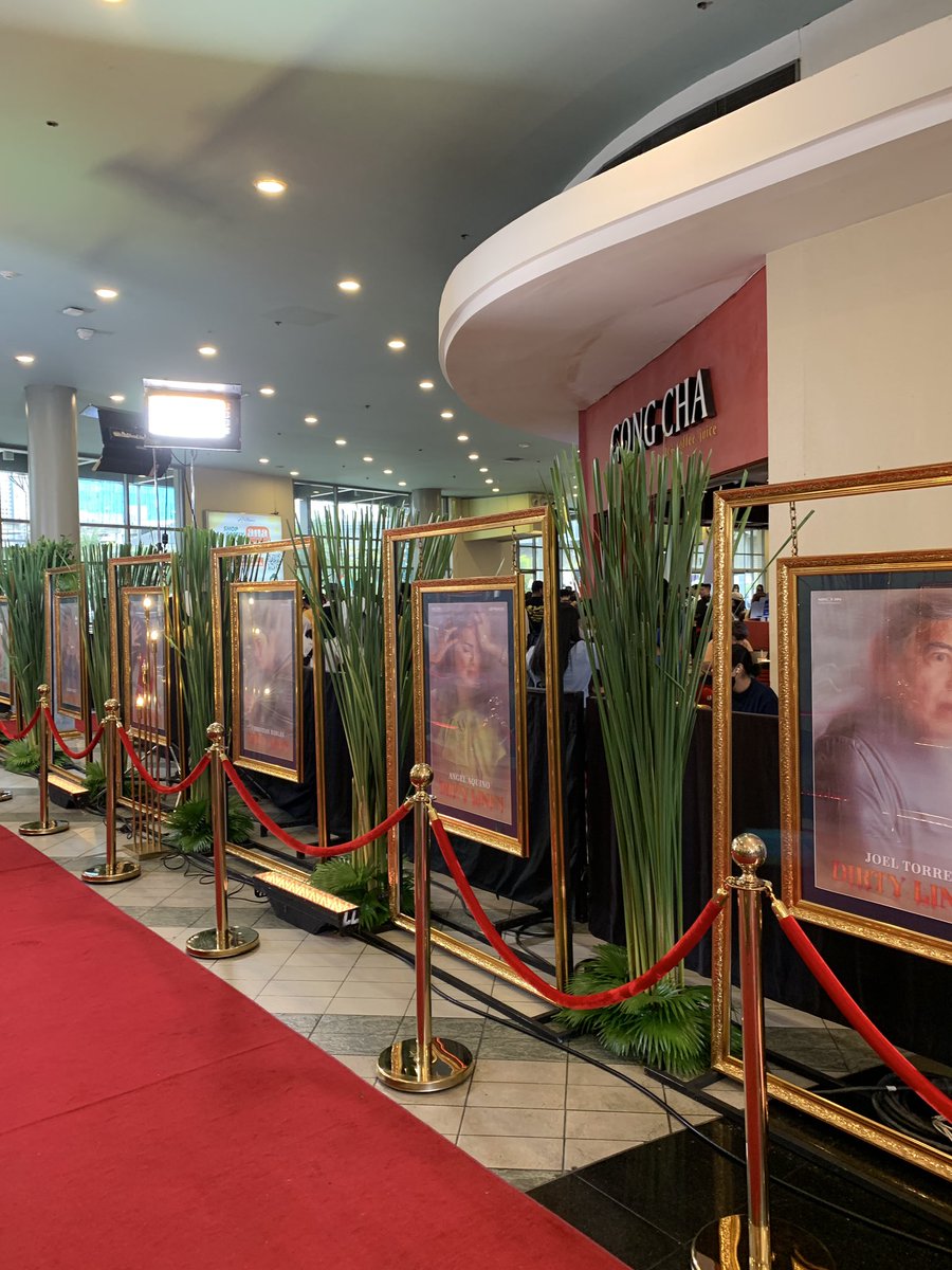 ABSCBNC0RP's tweet photo. HAPPENING NOW: Red carpet for the special celebrity screening of ABS-CBN’s upcoming teleserye #DirtyLinen at TriNoma mall.

#DirtyLinenSpecialCelebrityScreening https://t.co/oYDyJQ1qcj