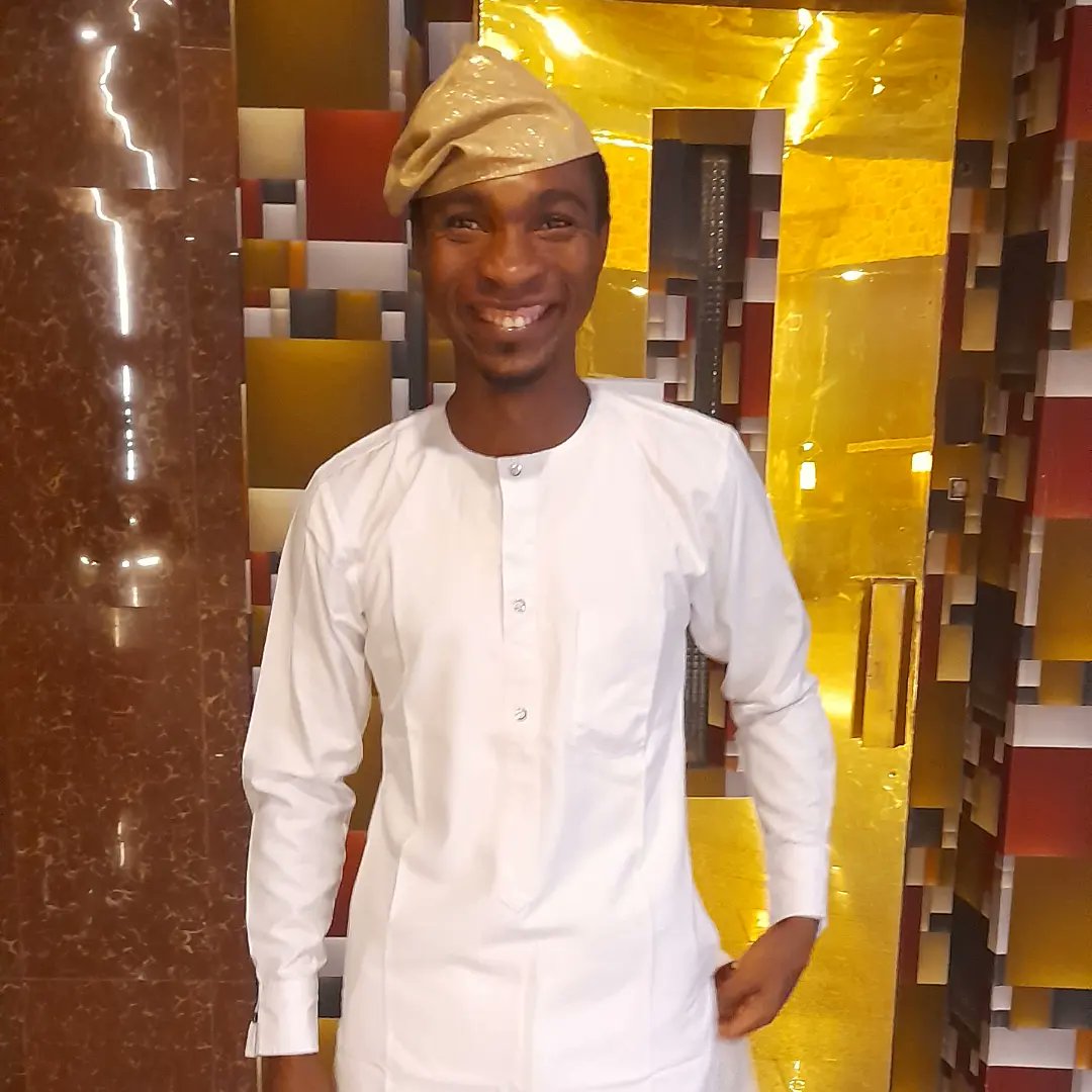 Jaydreads001's tweet photo. Obidient in the building, today is my birthday, Please kindly collect your PVC ooooooooooooooo
#ObiIsComing 
#EFCC 
#Onisha
#StopBrymo https://t.co/OPIYxgxzVf
