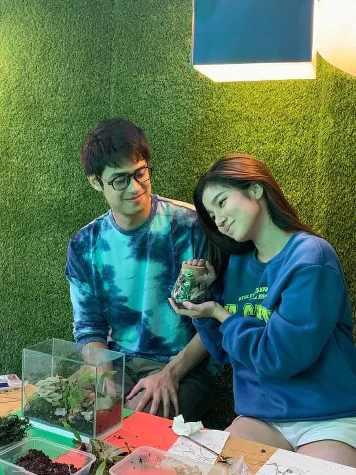 HMelbos's tweet photo. Dating in private,loving in private,being happy together in private but people know we're together but don't know anything about us.
Stay Lowkey #DonBelle 

#DonnyPangilinan 
#BelleMariano https://t.co/vKp3n6BMVu
