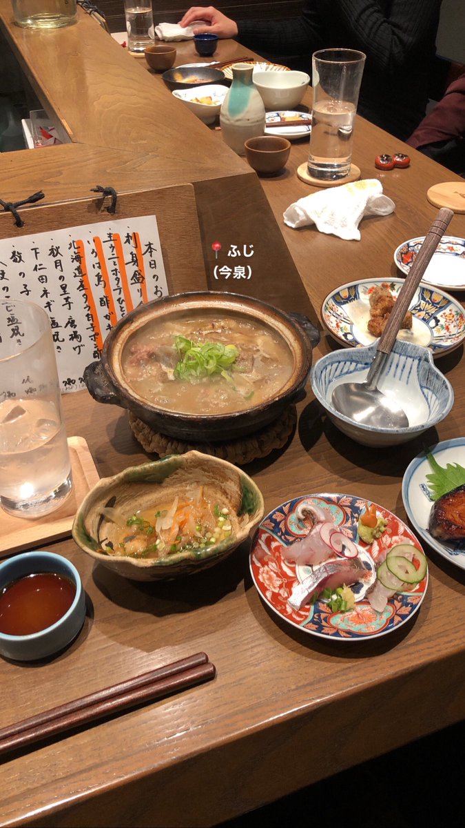 nekono_4ppo's tweet photo. 福岡の最高居酒屋まとめ https://t.co/6uLgri60zK