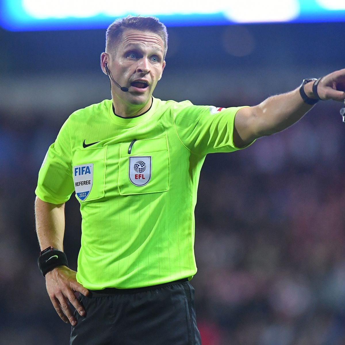Match Day Officials for our game V SPURS on Sunday
COYG

Referee: Craig Pawson.
 Assistants: Marc Perry, Scott Ledger. Fourth official: Darren England. VAR: Paul Tierney. Assistant VAR: Constantine Hatzidakis. https://t.co/kflcAAFfTs