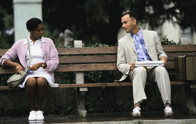 paoloroversi's tweet photo. Ve la ricordate questa scena di #ForrestGump?
A doppiare #TomHanks in quel film è stato #FrancescoPannofino che in questa puntata di #TheGoodList ci svela alcune chicche del #film e recita per noi la famosa frase dei #cioccolatini
Buona ascolto! #podcast
https://t.co/Y7vvnJgOnD https://t.co/NH4FDg8WkK