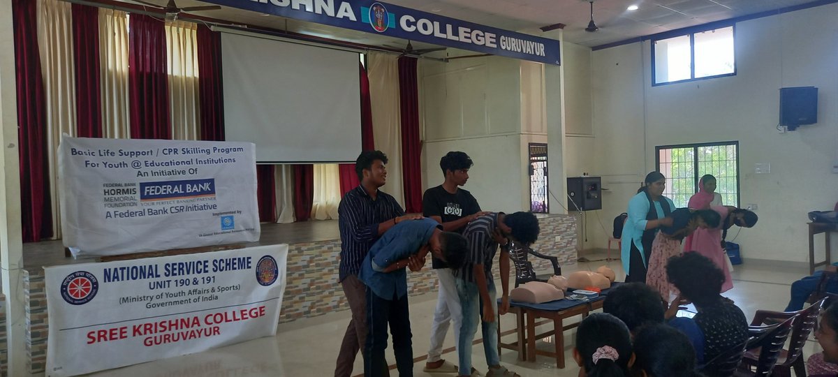 nssskcgvr's tweet photo. Basic Life Support First Aid Skill Training for NSS volunteers jointly conducted by @nssskcgvr &amp; @FederalBankLtd on 11.01.2023 as part of A Federal Bank CSR initiative @NSSRDChandigarh @rdnss_kolkata @NSSRDPATNA @nssgujarat @nss_rdguwahati @NSSRDLucknow @MaharashtraNSS @NssrdD https://t.co/EgQjbVNlmo