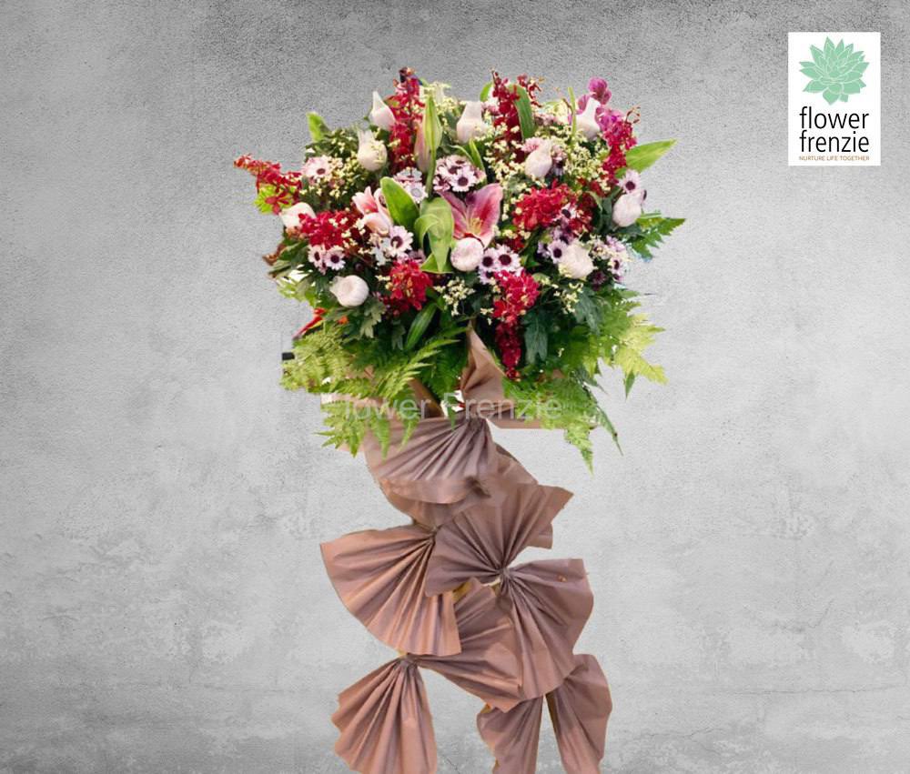 FrenzieFlower's tweet photo. It is very inspiring to have the shop surrounded by fresh flowers in beautiful colours and scent on the first day of a new business. πΈπΉβ¨
Customize yoursnow via link on bio.
#flowerfrenzie #flowers #freshflowers #klflorist #openingstand #flowerstand #congratulationstand https://t.co/vFqLVQs5MV