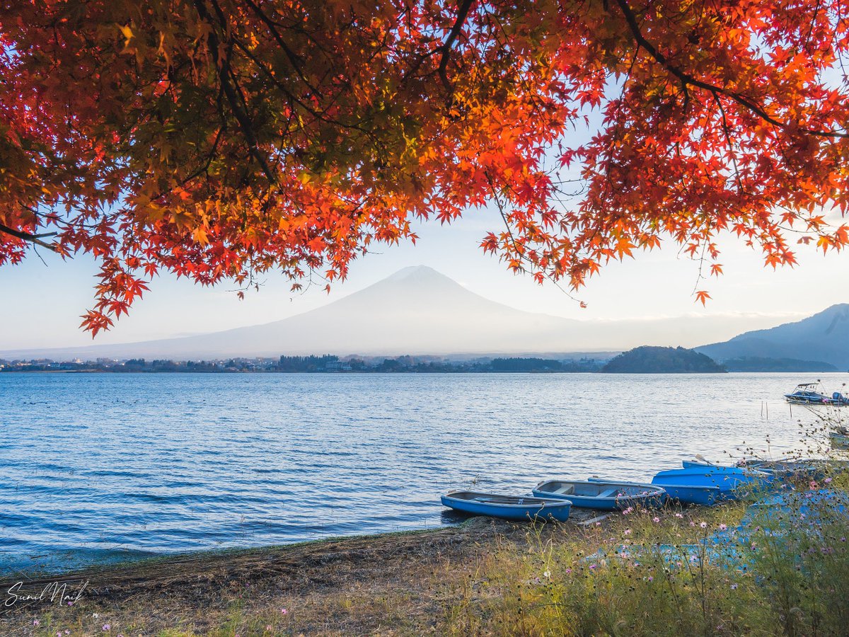 sunillnaik's tweet photo. Same place, different seasons 
- Mount Fuji https://t.co/IBLSk59cKK