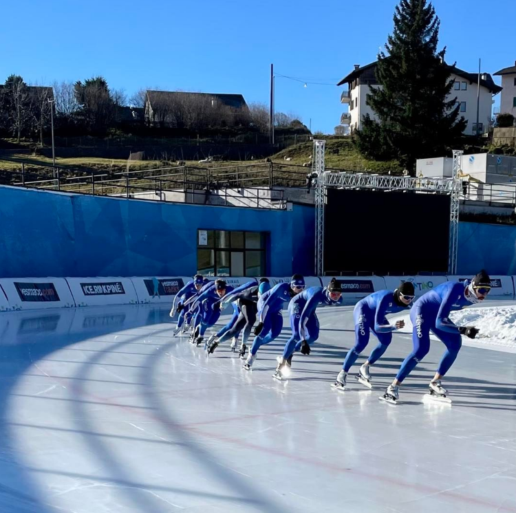 visitpine's tweet photo. All'Ice Rink Piné si allenano i campioni!
👉Pattina anche tu allo stadio del ghiaccio: https://t.co/XptfJ7EujY
📸 scatto di @icerinkpine
#visitpinecembra #visittrentino
#baselgadipine #speedskating #skateforfun #ghiaccio #icerink #sportinvernali #pattinaggio https://t.co/ryMo9DlZTq