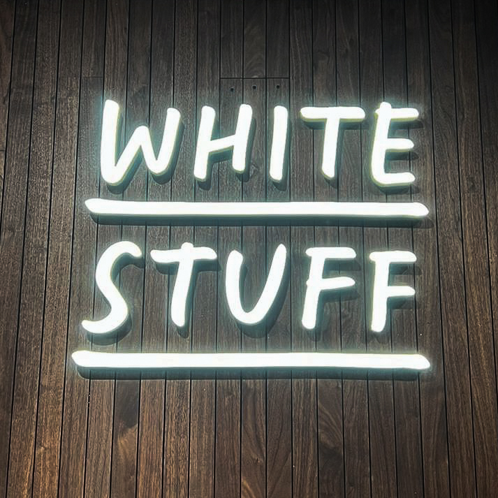 ellissigns's tweet photo. Al-white, who else think this new @WhiteStuffUK signage looks incredible? 😍

#signage #signmakers #signmaker #externalsignage #exteriorsigns #retailsigns #retailsignage #retailsigndesign #ellissigns #teamellis #creatinganimage https://t.co/CDSpEP0ybG