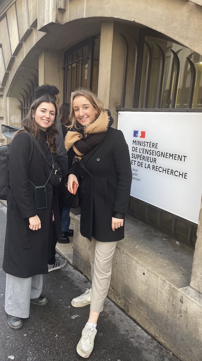 Présente pour l’<a href="/ANESTAPS/">ANESTAPS</a> avec <a href="/lily_ANESTAPS/">Lily Rogier</a> au comité de suivi R1C. 🩺

L’occasion de faire le point sur la réforme d’entrée en étude de santé et de travailler sur l’#orientation des jeunes. 🧭