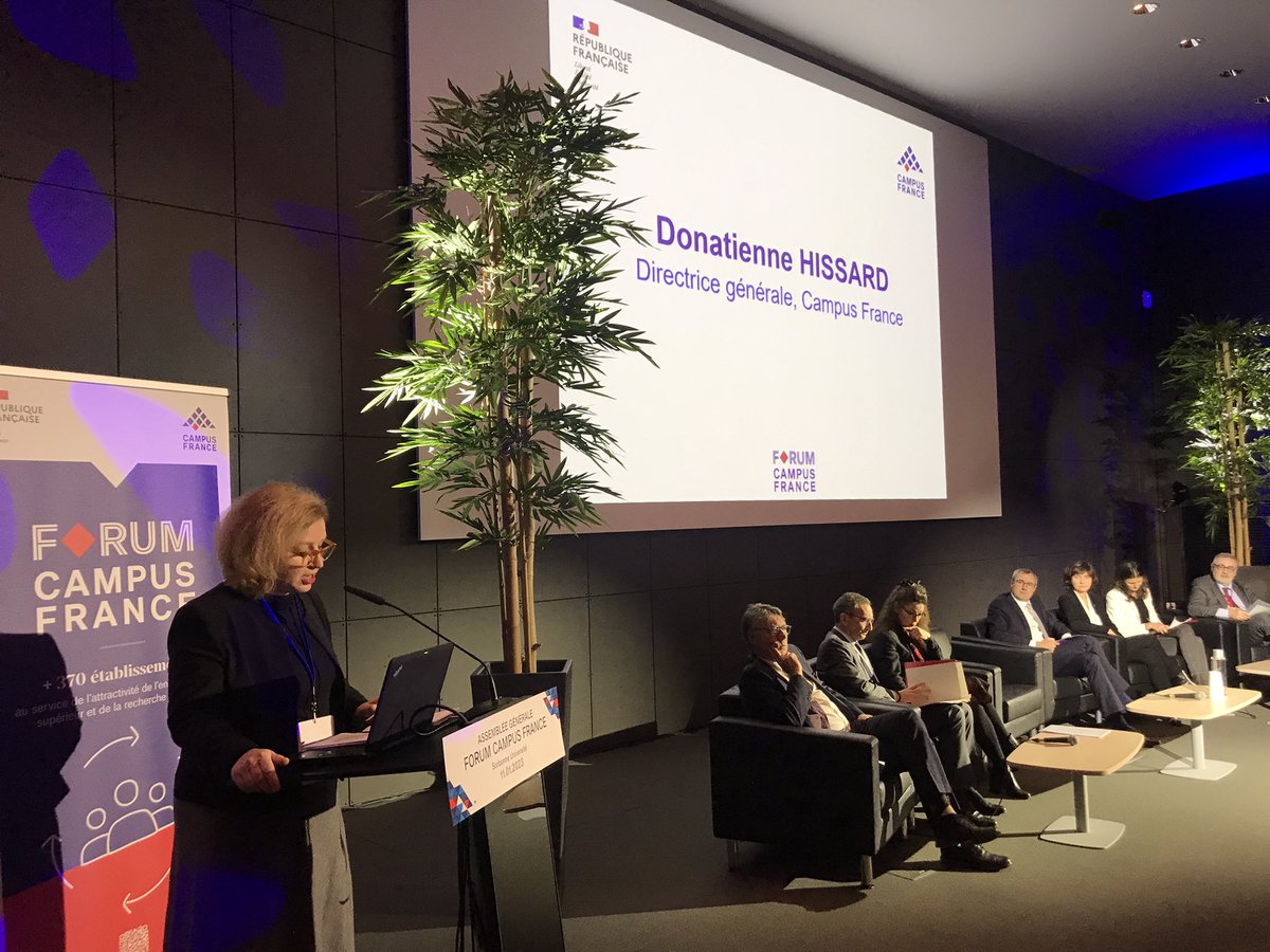 CampusFrance's tweet photo. #ForumCF | 🎬 Ouverture du Forum Campus France 2023 par Nathalie @drach_temam de @Sorbonne_Univ_, Donatienne Hissard, DG de #CampusFrance ainsi qu'Emmanuelle Garnier de l’@UTJeanJaures ! 
👐 Nous souhaitons la bienvenue aux 300 participants !
#RendezVousEnFrance 🇫🇷 https://t.co/FFTxQIaml4