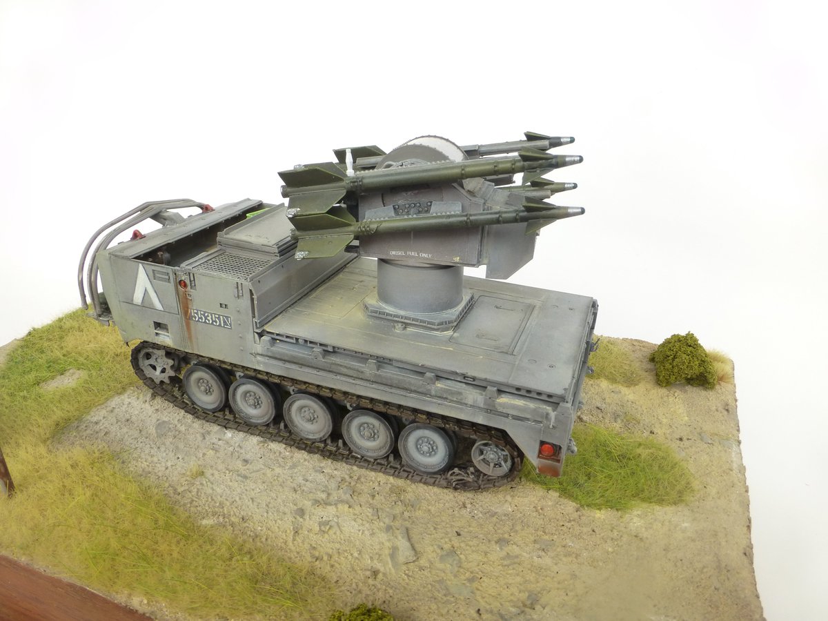 DarthFreder's tweet photo. ðºðžð®ð± #IDF #M730 #Chaparral #SHORAD system in greyish 1980ies colours. Armed with 4 #AIM-9 #Sidewinder.
ðTime to start the M163 #Vulcan to give it a friend.ð https://t.co/UZmegZ7xNc