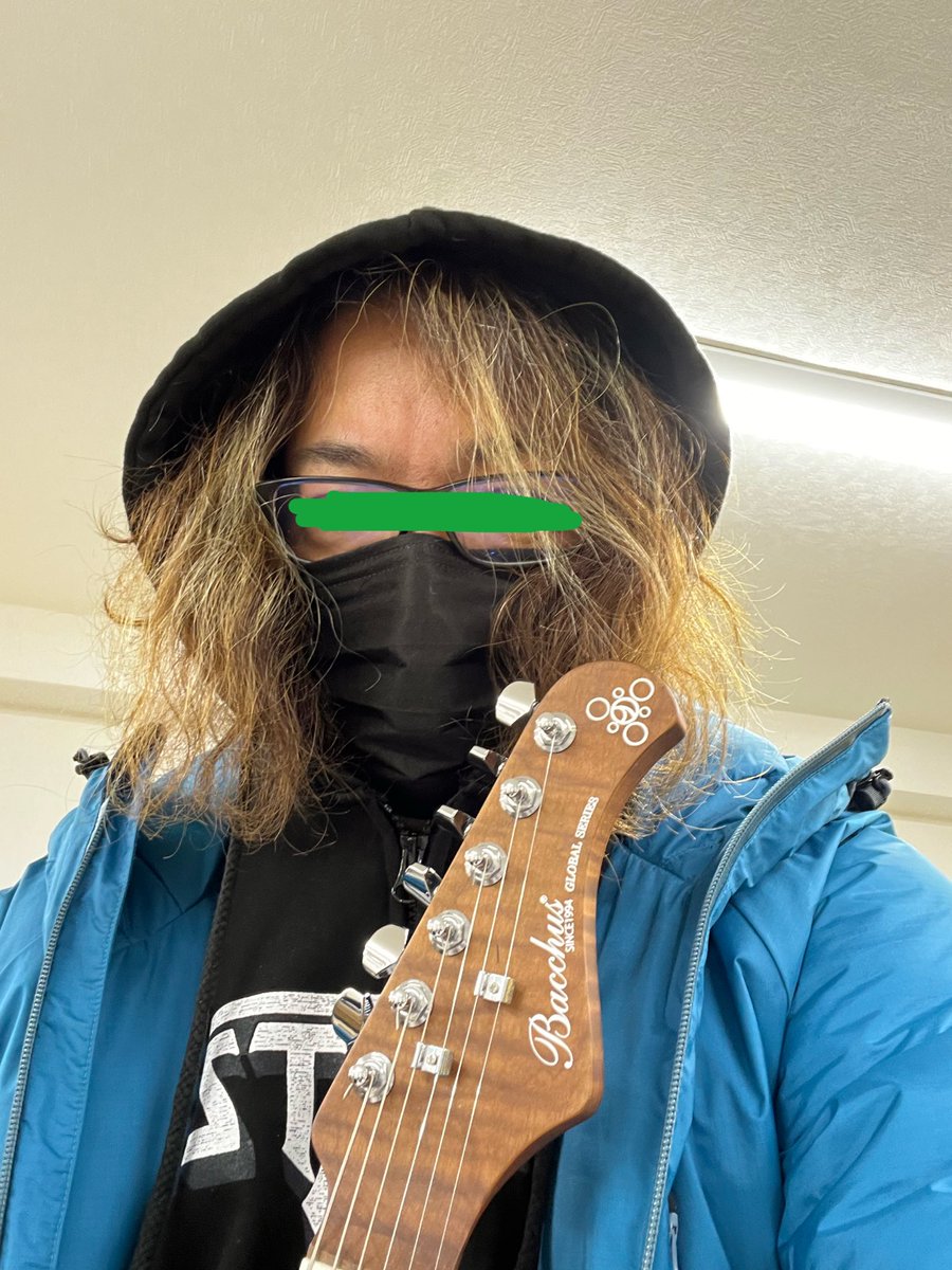 snuff_king_dead's tweet photo. 今日は特別な出会い?があったので…
M.N.Gしたぜぇ〜
#GINFORCE
#Bacchus
#ヨメトオレのこれ https://t.co/TKkHo43gNu