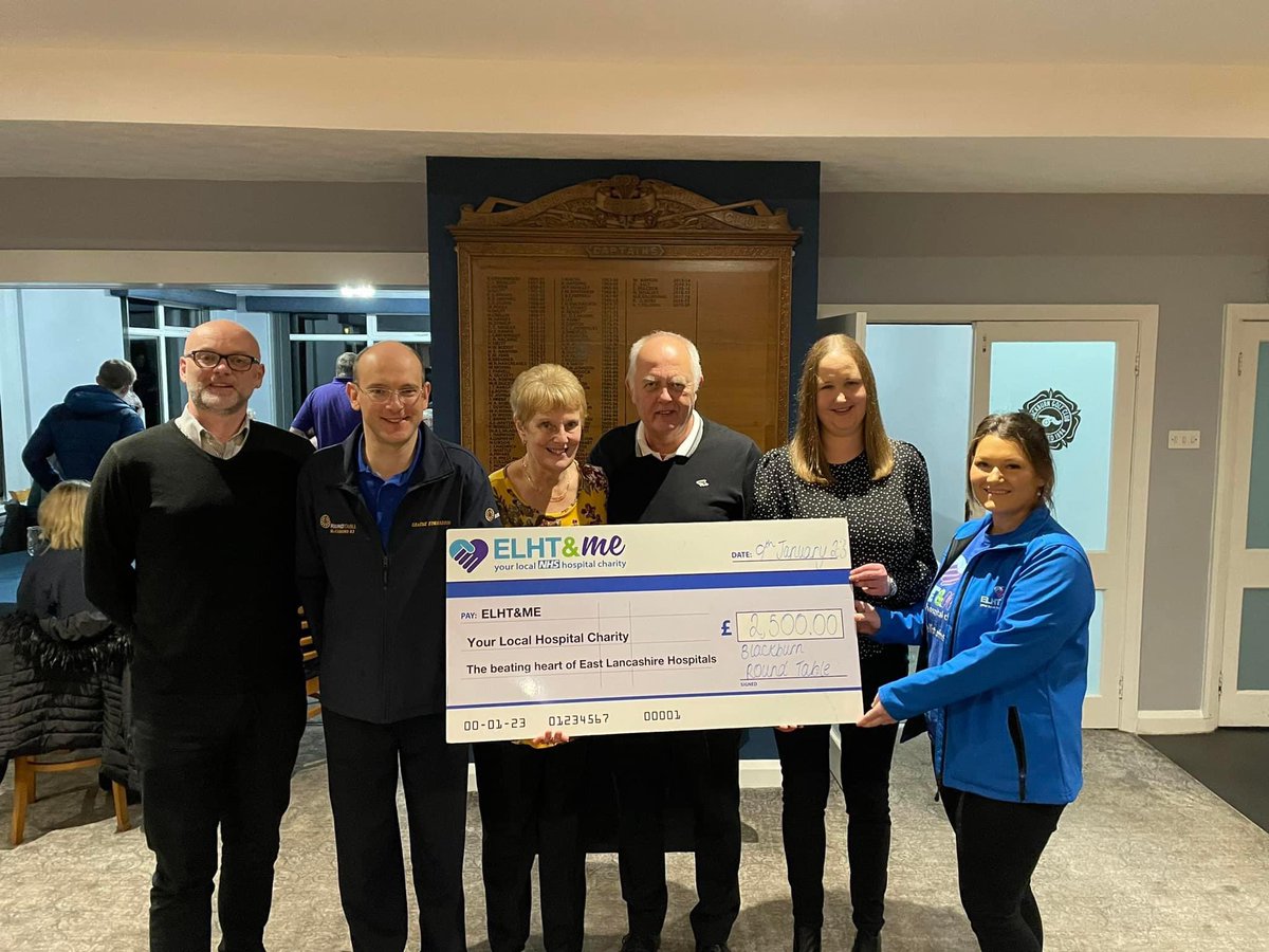 Thank you so much @BlackburnRTable for choosing us as your partner charity for the Blackburn Charity Bonfire 2022 and presenting us with a cheque for £2,500. A big thank you to our fantastic volunteers who supported the evening and we’re able to receive the cheque with us 🫶