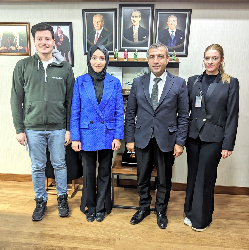 drtasdogan's tweet photo. #GençFizyoterapist kardeşlerimizi #TBMM'deki ofisimizde ağırlayarak, talep ve çözümleri üzerine istişarelerde bulunduk.
Nazik ziyaretlerinden dolayı teşekkür ederiz. https://t.co/VBJnri8QGY