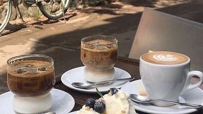 malusokay's tweet photo. Starting the day with coffee ☕ https://t.co/GbqSNdWhOy