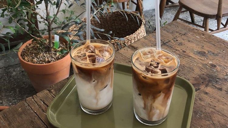 malusokay's tweet photo. Starting the day with coffee ☕ https://t.co/GbqSNdWhOy