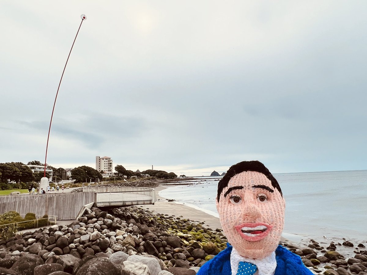 jimmycarr's tweet photo. It’s another day in New Plymouth and I saw the sight (singular), it’s a ball on a stick. Still, a couple of great restaurants, friendly people and great crowds, so no complaints. https://t.co/WZDdL8R8fT