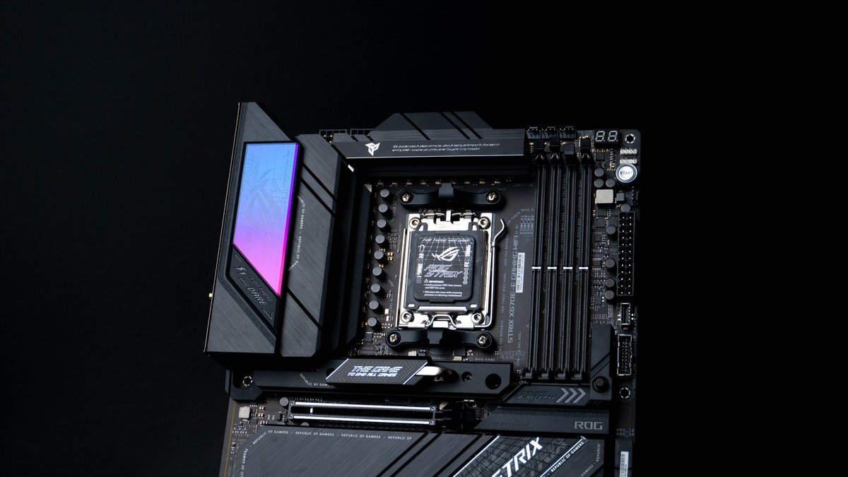 eti_gaming's tweet photo. The ASUS ROG Strix X670-E Gaming motherboard 
.
.
#ASUS #ROG #Strix #X670E #GamingMotherboard #PCBuilding #LGA1200 #PCIe4 #DDR4 #RGBLighting #Overclocking #GamingPC #highspeed #Thunderbolt4 #Wifi6 #ROGexclusive #SupremeFX #DTSSoundUnbound https://t.co/fsMWy7jC5N