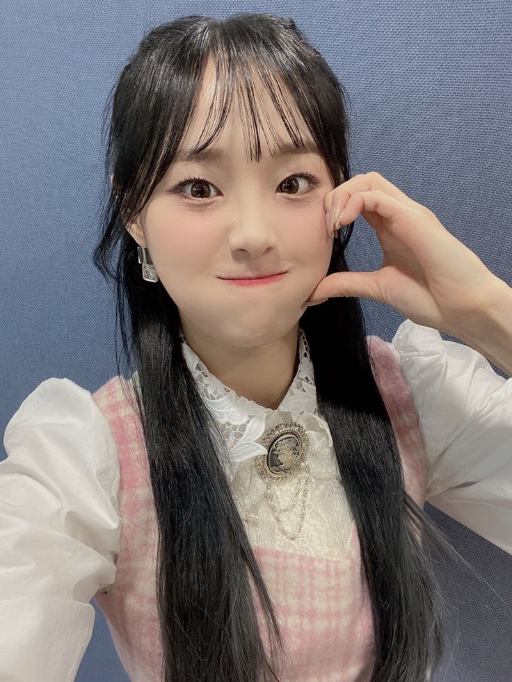 chuu pic #12