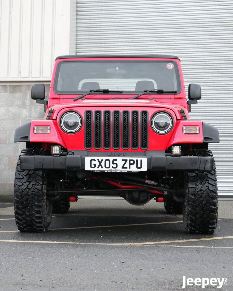 jeepeycom's tweet photo. Wrangler TJ uplifted ⬆️ with @metalcloak 3.5” lift kit, RockSport shocks and @core4x4fab control arms and track bars. 

#jeepey #jeeptj #wranglertj #liftkit #suspensionlift #redtj https://t.co/Tt2U2nqf77