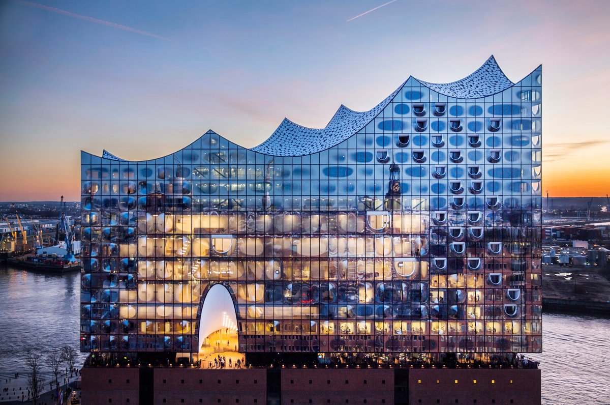 elbphilharmonie tweet picture