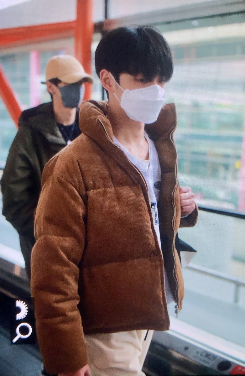 crushonseop0809's tweet photo. 230111✈️

#형섭 #안형섭 #템페스트 #TEMPEST https://t.co/TNEy6Sysvh
