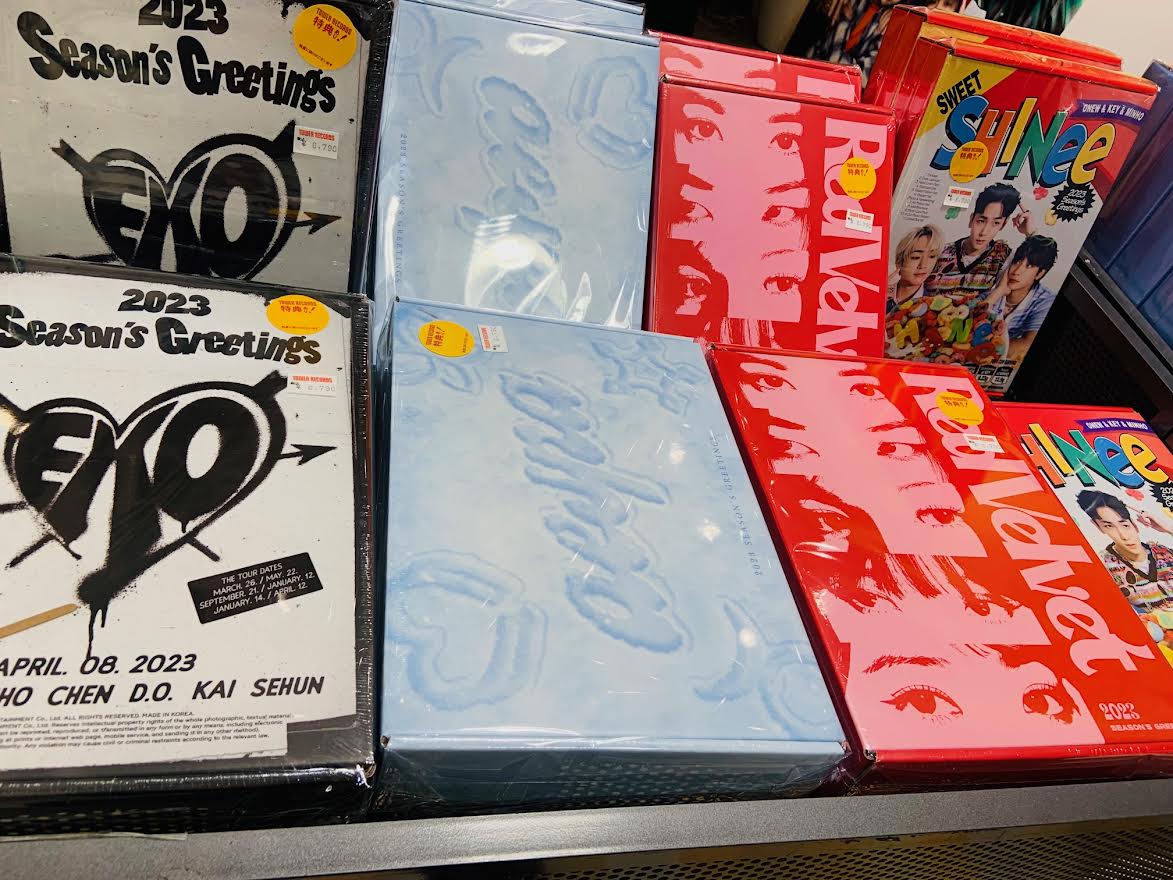 K-POP SEASON'S GREETINGS】 今年も入荷してきましたっ👏 ファン必携の
